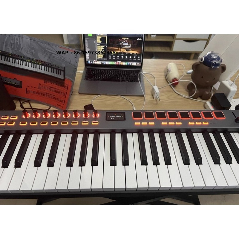 Midi Controller Pad - لوحة مفاتيح MIDI محمولة من MIDIPLUS
